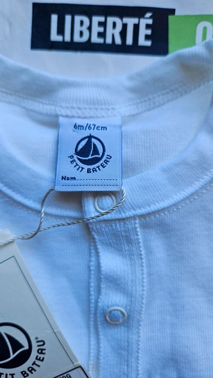 Tshirt neuf Petit bateau - photo numéro 2