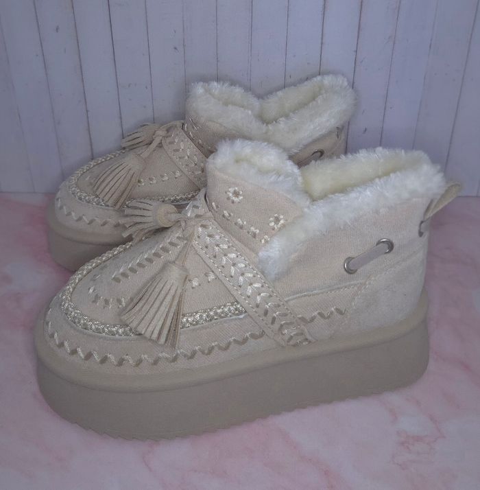 Boots d'hiver beige bottines basses tendances - Taille 36 - Neuves