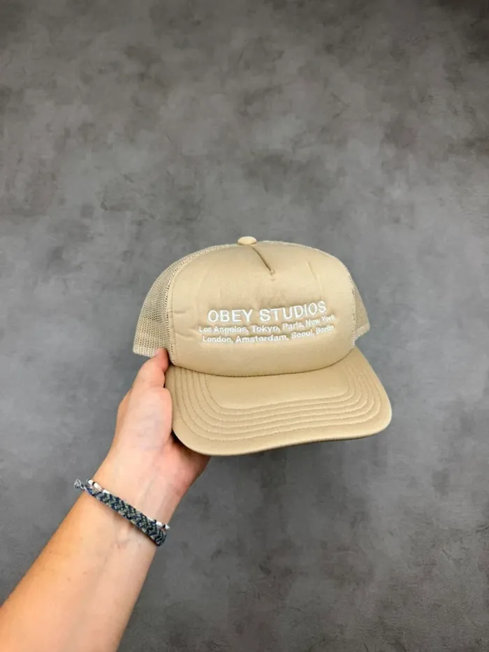 Casquette Trucker Obey Beige Neuve