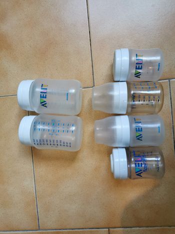 Lot 6 biberons avent