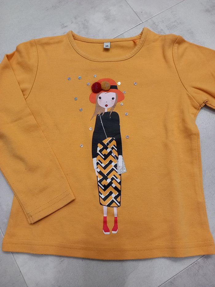 T-shirt moutarde, manches longues, fille 3 ans - photo numéro 2