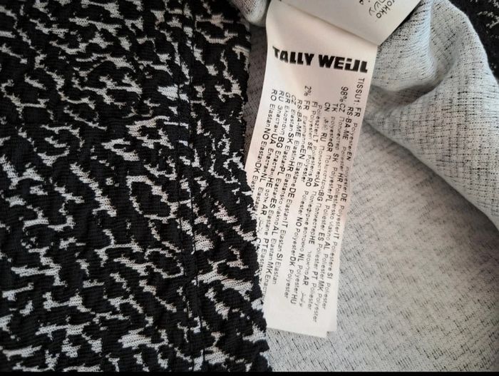 Robe Tally Weijl - Neuve neuf étiquette - Taille L - épaules dénudées col Bardot - photo numéro 2