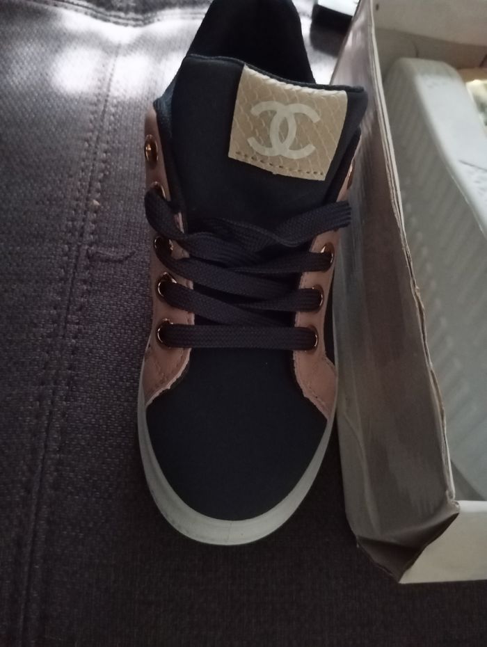 Chaussure basket fille taille 32 - photo numéro 2