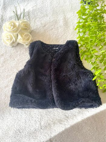Très beau boléro gilet sans manche bébé fille
