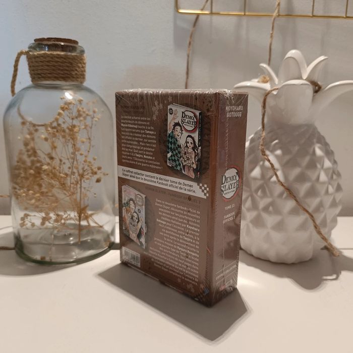 Manga démon slayer coffret collector 23 - photo numéro 2