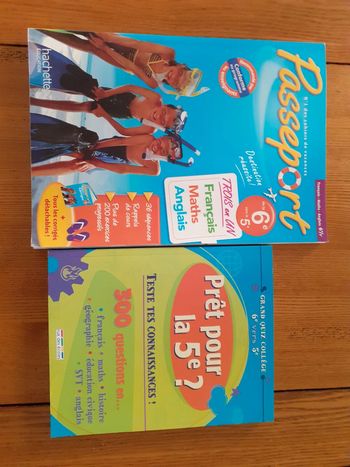 Lot de 2 passeports 5 ème