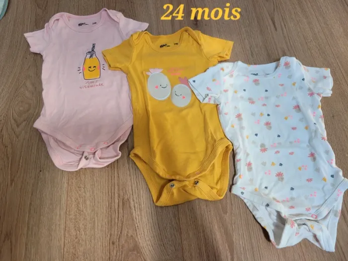 Lot bodys gémo fille