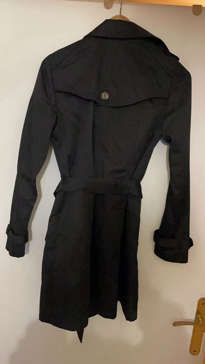Trench noir - photo numéro 3