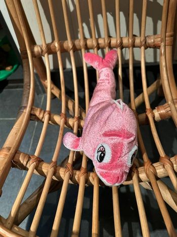 Peluche dauphin rose pailleté