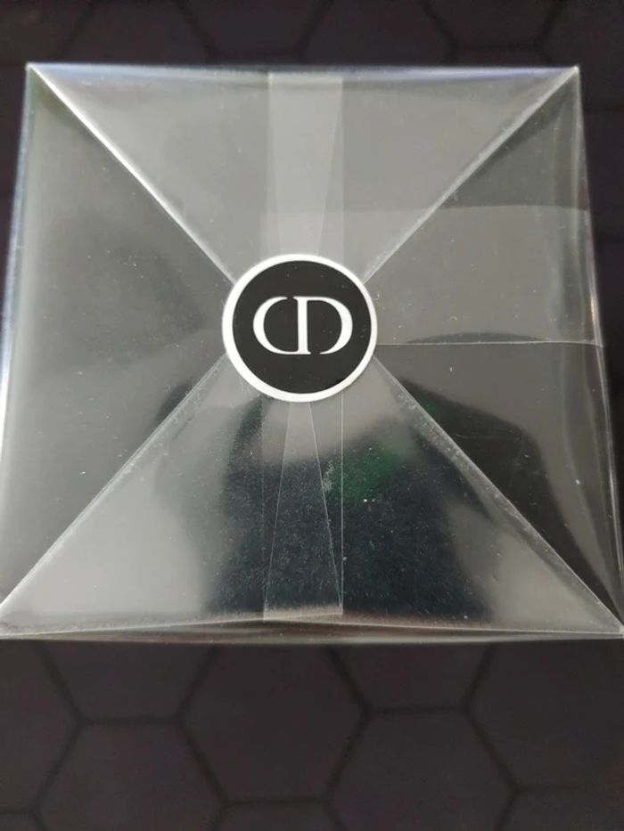 Neuf avec étiquette·Dior - photo numéro 2