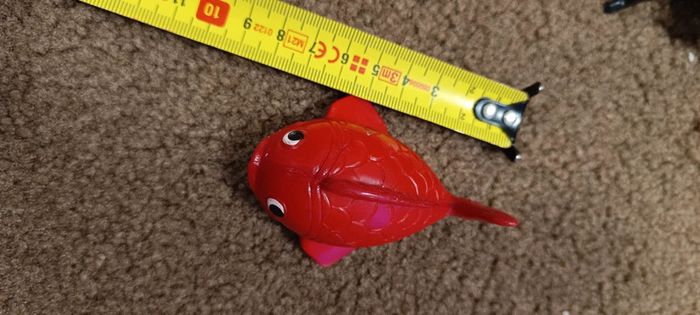 Figurine lolo poisson rouge Lehmann 911