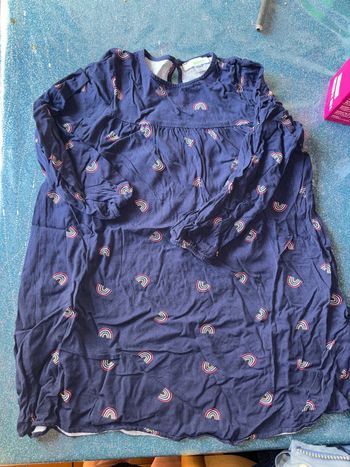 Robe légère et courte t 6 ans