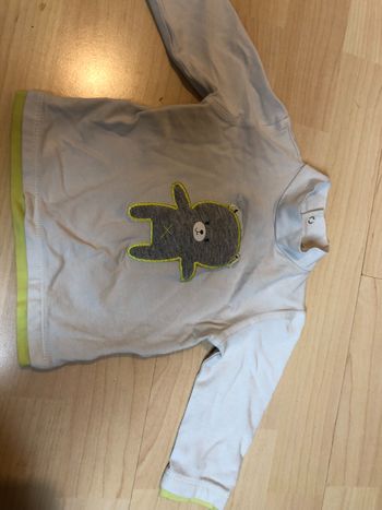 Lot 5 pulls fins 6 mois TBE