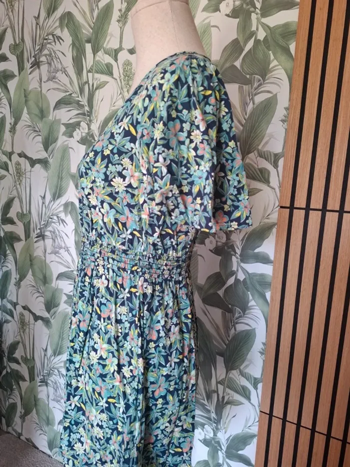 Robe été fleuri taille 40 - photo numéro 3