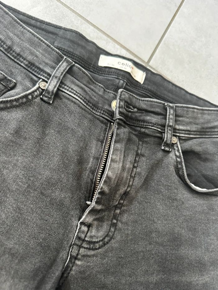 Short en jean noir – Celio – Taille 38 – Très bon état - photo numéro 2