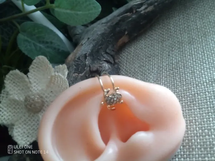 Clip oreille tortue zircons dorée - photo numéro 2