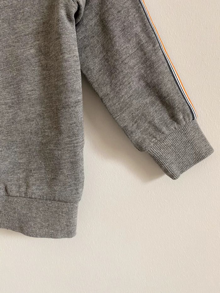 Sweat zippé gris chiné avec bandes oranges/blanches/bleues - 24 Mois - photo numéro 5
