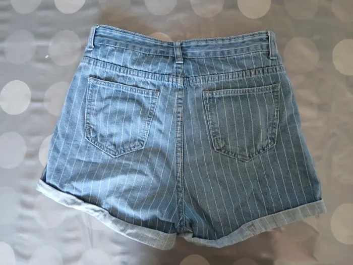 Short 16 ans fille - photo numéro 2