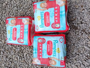 3 Pampers premium pants culottes T6