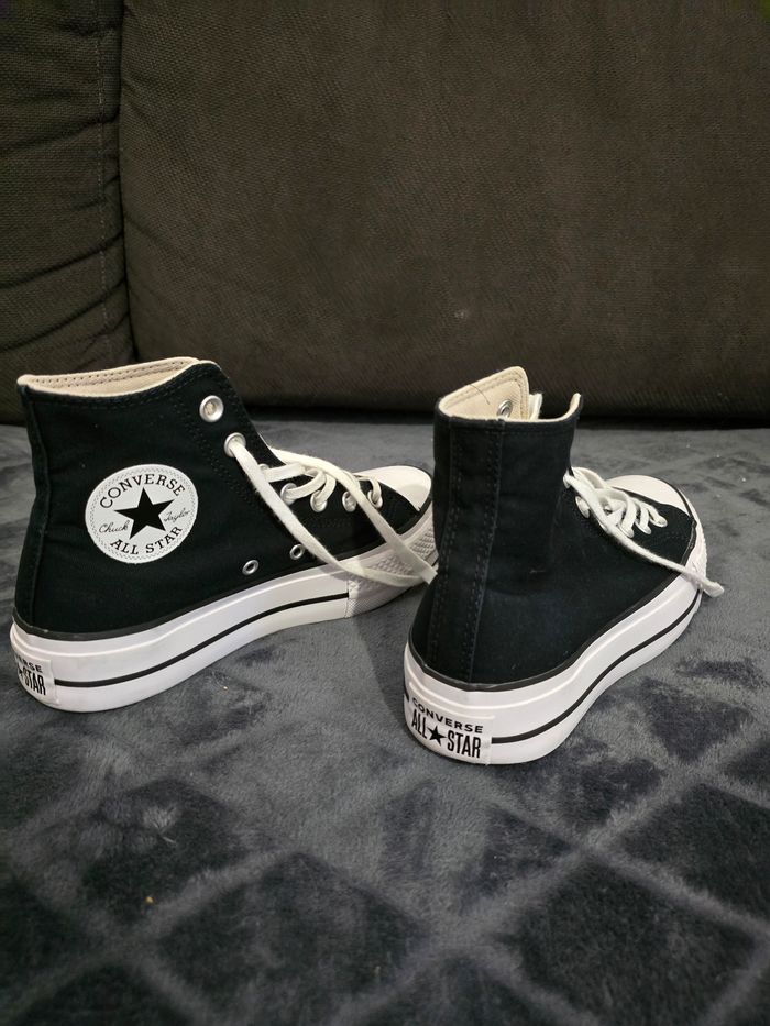 Converse taille 37 - photo numéro 2