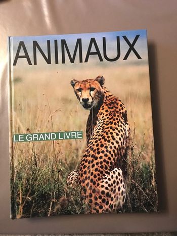 Livre Le grand livre des animaux