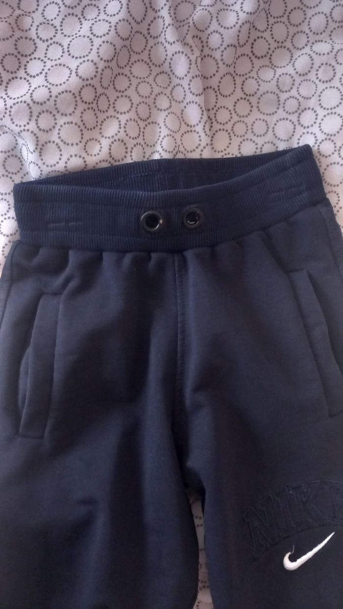 Ensemble nike 2 ans - photo numéro 3