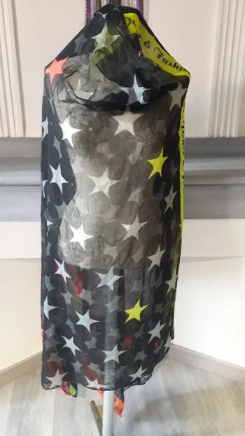 Paréo ou grand foulard au choix