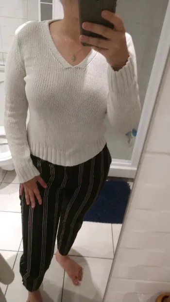 Pull blanc col V marque Etam