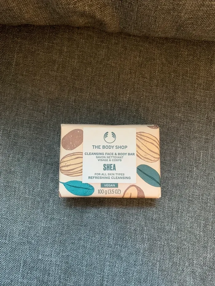 Savon visage & corps au karité – The Body Shop - photo numéro 2