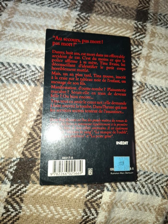 Les yeux des ténèbres - photo numéro 2