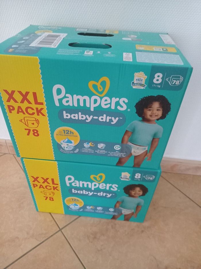 156 couches pampers baby dry taille 8
