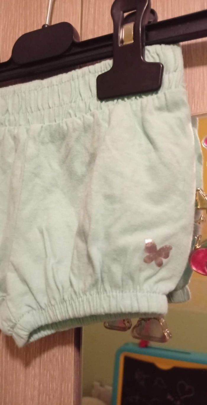 Short taille 74 (6/9 mois) - photo numéro 2