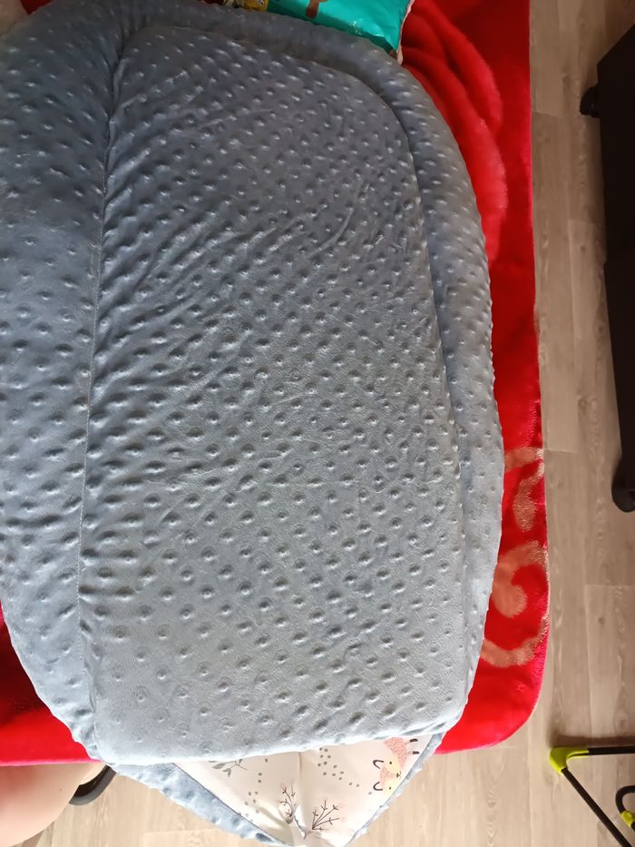 Réducteur de lit bébé - photo numéro 3