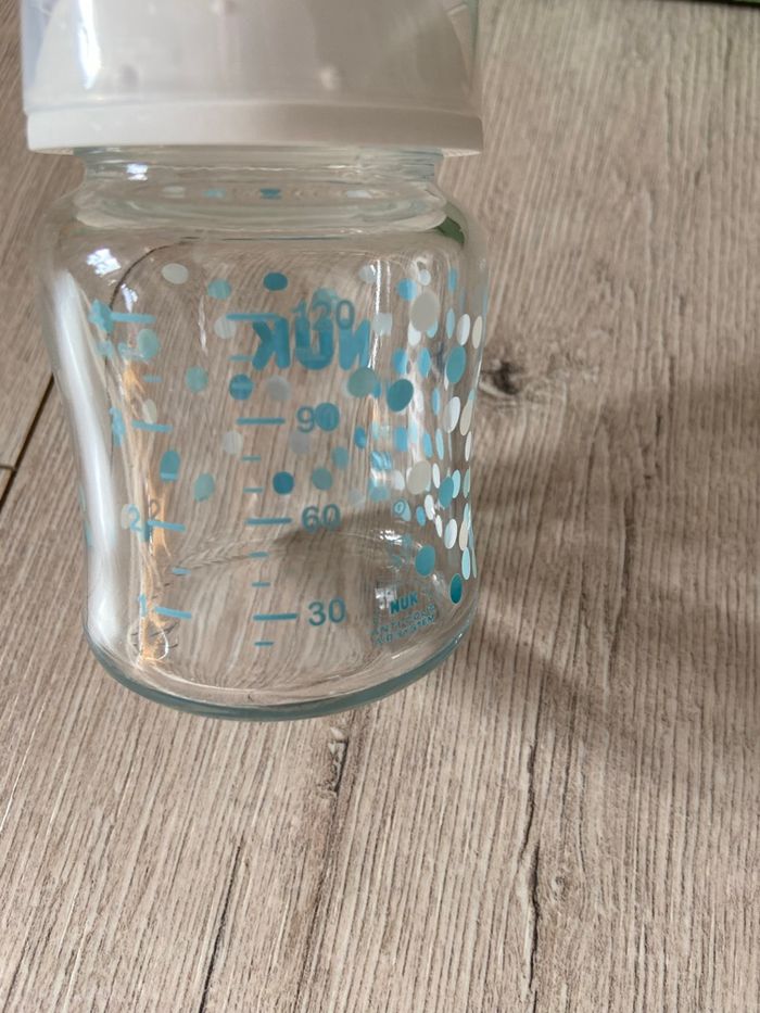 Biberon nuk - photo numéro 2