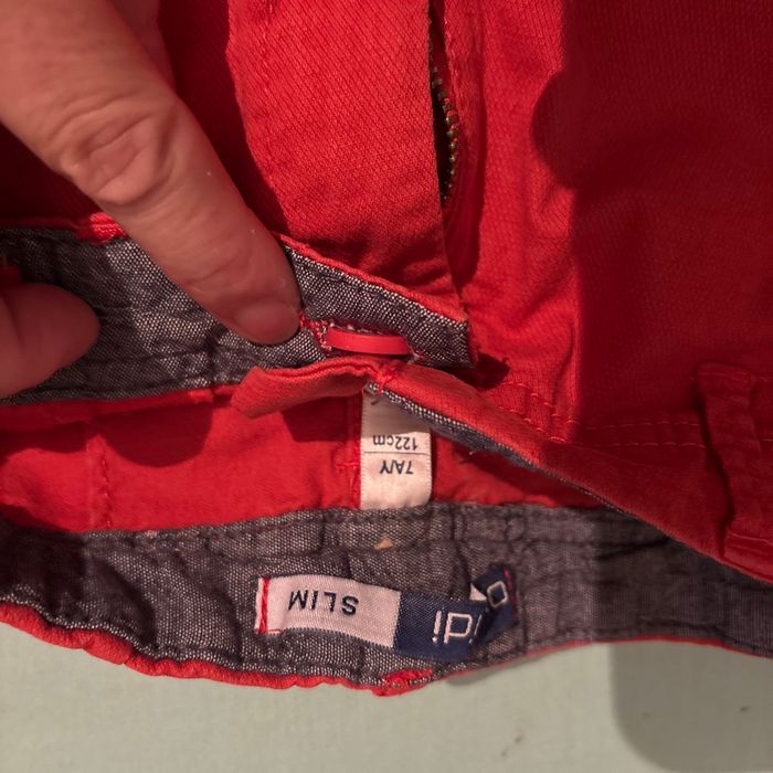 Vends lot de deux shorts de marque okaidi taille 7 ans très bon état - photo numéro 3