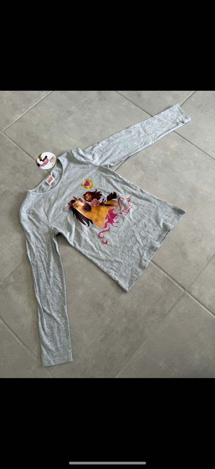 Tee shirt manches longues Cheval Spirit 8- 10 ans