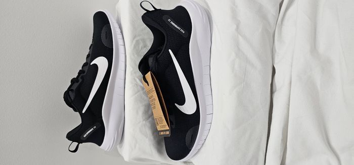 Baskets femme Nike Flex Experience RN 12 taille 40.5 - photo numéro 2