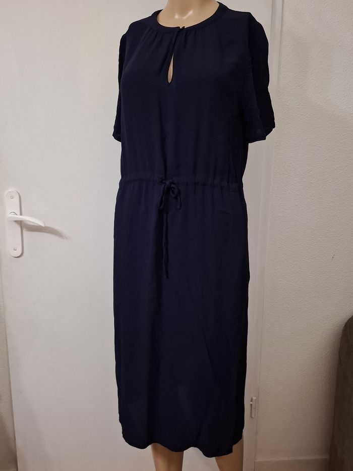 Robe comptoir des cotonniers taille 36 en très bon état - photo numéro 2