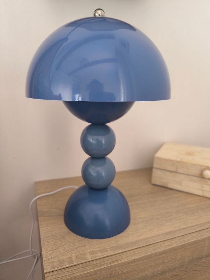 Lampe bleu - photo numéro 6