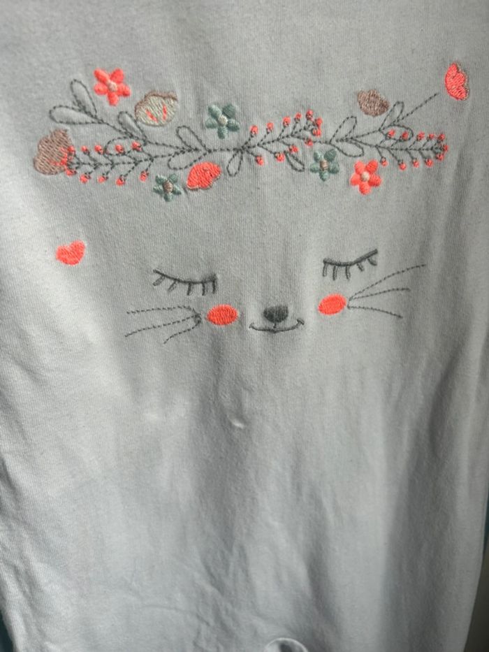 🐱 Pyjama fin Kiabi – Blanc – Motif tête de chat – 12 mois 🐾 - photo numéro 2