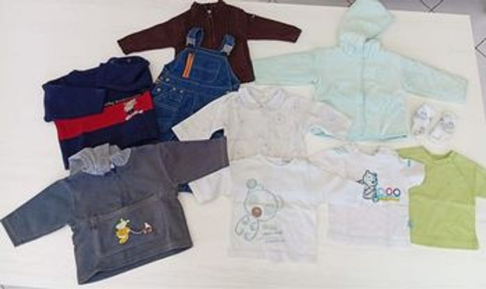 Lot de vêtements garçon 1 mois - photo numéro 2