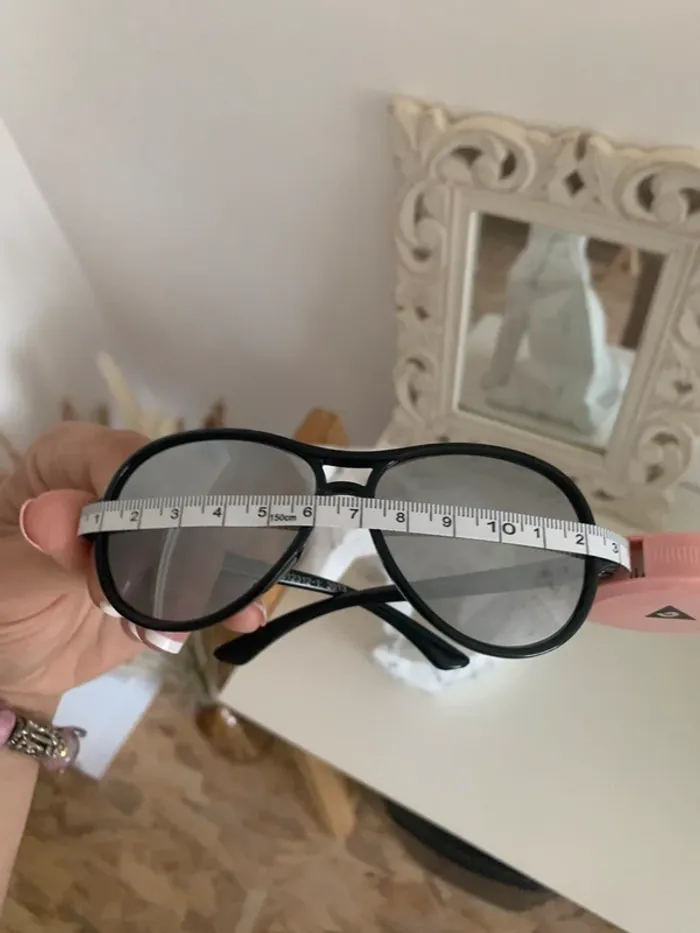 Lunette de soleil - photo numéro 8