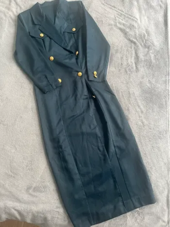 Manteau blazer vintage bleu marine long – Boutons dorés chic