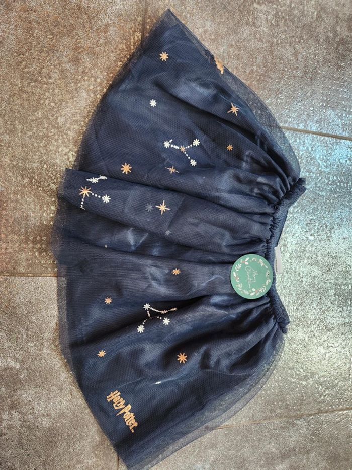 Jupe Harry Potter neuve 
Taille 4/5 ans - photo numéro 2