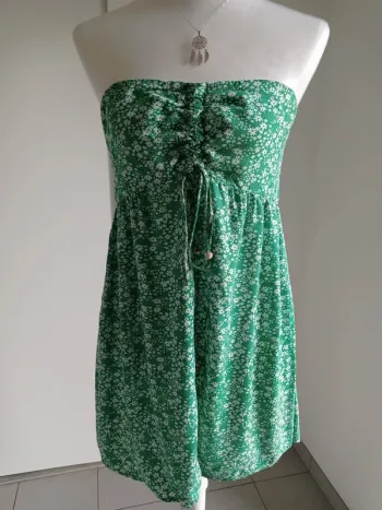 Robe bustier verte et blanche imprimé fantaisie fleurs T.M Cupshe