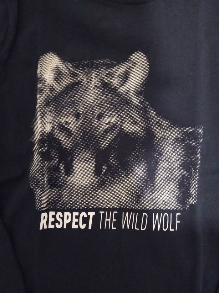 Haut ML "Respect the wild wolf" _ 8 ans - photo numéro 2