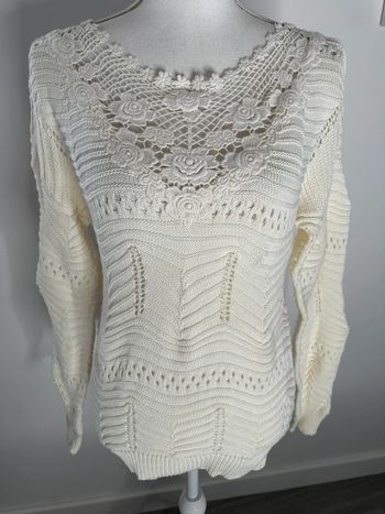 Pull en maille et broderies fleurs beige crème Vintage T38 M