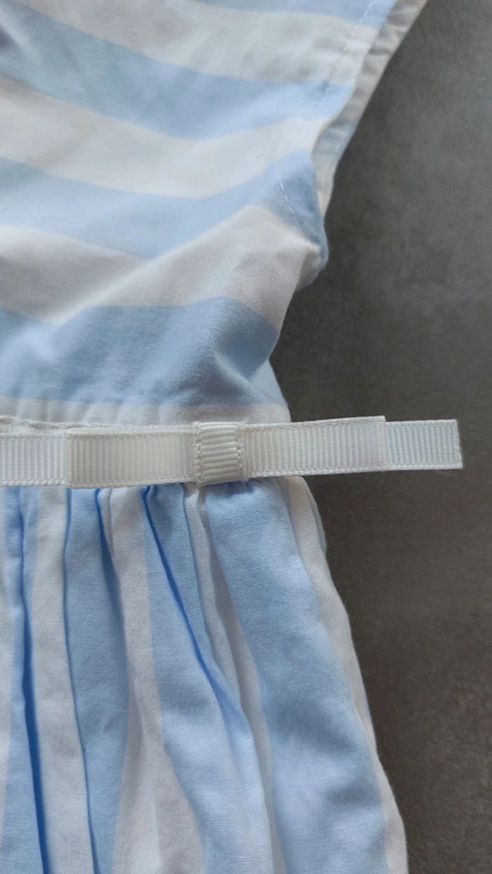 Robe bleu lavande blanc - photo numéro 2