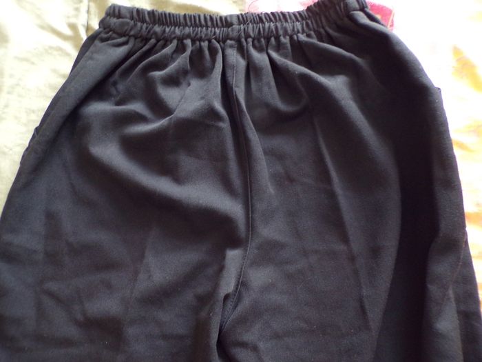 Pantalon noir T1 - photo numéro 4