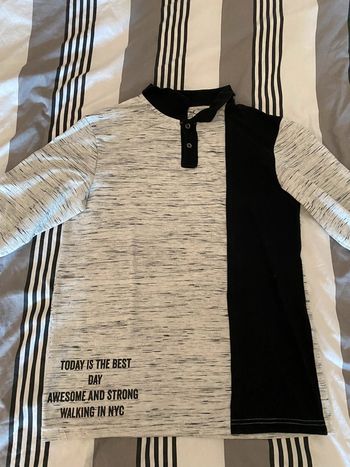 Tee-shirts à col roulé
